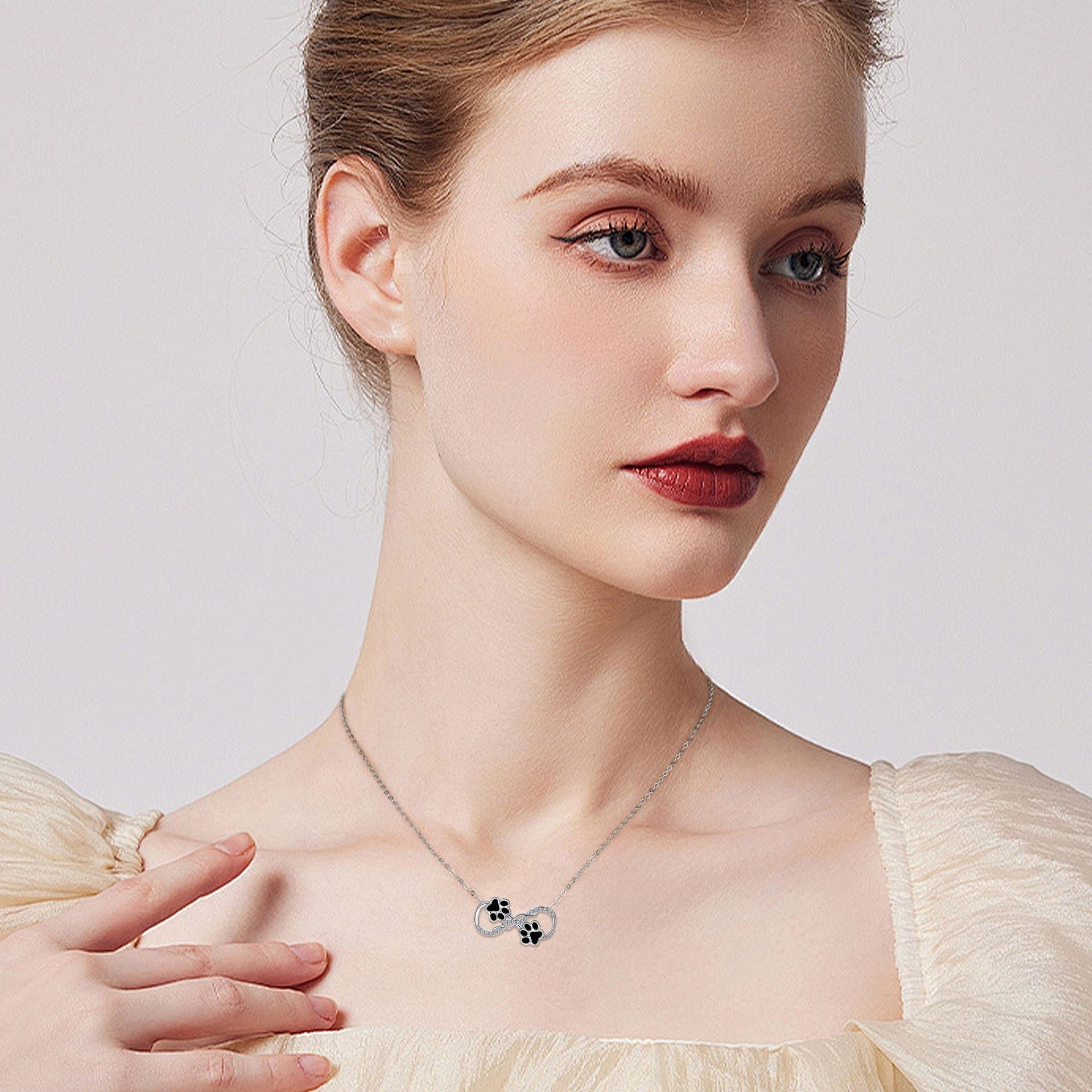 Clavicle Chain Simple Cute Dog's Paw Necklace